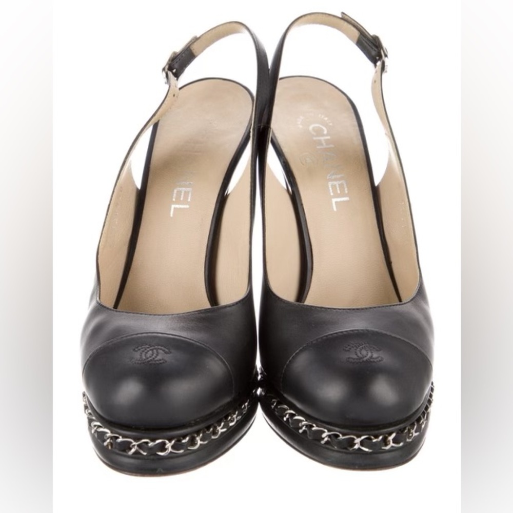 CHANEL - 2014 Interlocking CC Logo Slingback Pumps